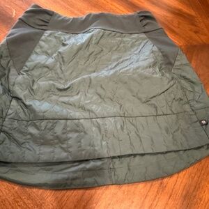 Mountain Hardware Down Skirt Small